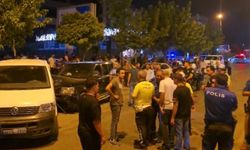 Polisin 'dur' ihtarına uymayan sürücü, park halindeki araçlara çarparak yakalandı
