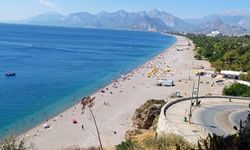 Poyraz Antalya Körfezi'nde mikroplastiklerin temizlenmesine yardım ediyor