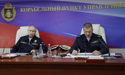 Putin, Varyag Kruvazörü'nü İnceledi ve Batı'ya Uyarıda Bulundu