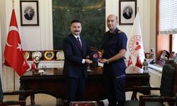 Sahil Güvenlik Kıdemli Binbaşı Borucu, Kaymakam Acar'ı Ziyaret Etti