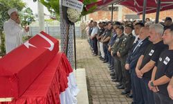 Sakarya'daki trafik kazasında yaşamını yitiren uzman çavuş, Samsun'da defnedildi