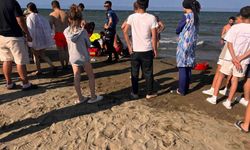 Samsun'da Denizde Boğulma Tehlikesi: Anne ve İki Kızı Kurtarıldı