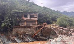 Sel sularına kapılan iki kişi için arama çalışmaları devam ediyor
