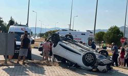 Seydikemer'de tır ve otomobil çarpıştı: 4 yaralı