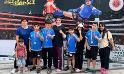 Sivaslı minik sporculardan muaythai şampiyonasında 4 madalya