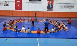 Sivas'ta Minik Güreşçiler İçin Kamp Faaliyetleri Başladı