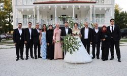Siyaset ve iş dünyası düğünle bir araya geldi