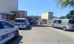 Sultanbeyli'de çatı çökmesi: 3 işçi yaralandı, 1'i ağır