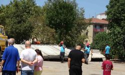 Sultanbeyli'de çelik çatı işçilerin üstüne devrildi: 1 ağır yaralı