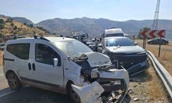 Ticari araç ile otomobil çarpıştı: 1 yaralı