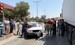 Tır ile otomobil kavşakta çarpıştı: 1 yaralı
