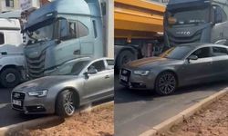 Tır kazası sonrası gergin anlar: Sürücü, tırın camını kırıp kaçtı