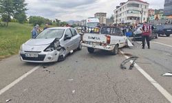 Trabzon'da 3 araçlı kaza: 8 kişi yaralandı