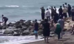 Uyarılara Rağmen Denize Giren Çocuk Dalgalara Kapıldı
