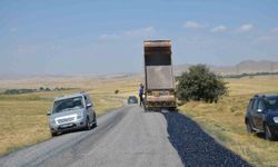 Uzgörür beldesinde altyapı ve asfalt çalışmaları hız kesmeden sürüyor