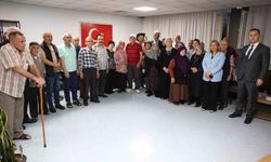 Vali Makas, huzurevi sakinlerinin doğum gününü kutladı