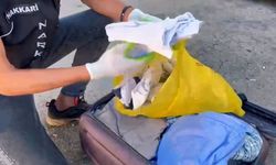 Yüksekova'da uyuşturucu operasyonu: Kıyafetlere gizlenmiş 13 kilo metamfetamin ele geçirildi