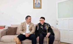 93 Yaşına Giren Şehit Babası Hasan Bayır'a Vali Ziyareti