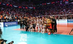 A Milli Kadın Voleybol Takımı Avrupa Şampiyonası'nda Yarı Finale Çıktı