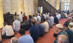 Adıyaman'daki Tarihi Camii, 3,5 Yıl Aradan Sonra İlk Cuma Namazına Ev Sahipliği Yaptı