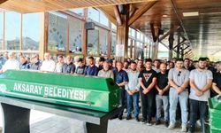 Aksaray'da 5. Kattan Düşen Genç Kızın Cenazesi Son Yolculuğuna Uğurlandı
