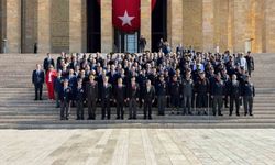 Ankara Valisi Canbolat'tan Anıtkabir'e Anlamlı Ziyaret