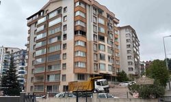 Ankara'da Yangın Faciasında Anne ve Oğlu İtfaiye Ekipleri Tarafından Kurtarıldı