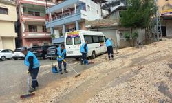Antakya'da Şiddetli Yağış Sonrası Temizlik Seferberliği