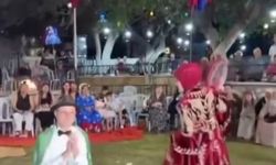 Ateşoğlu Ailesi Düğün Davetiyle Dikkat Çekti