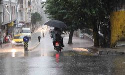 Aydın'da Akşamları Etkili Sağanak Yağış
