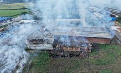 Bafra'da Saman Deposunda Yangın: Dev Hasar Dronla Görüntülendi