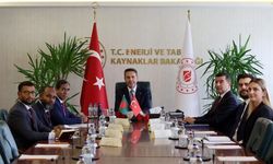 Bakan Bayraktar, Bangladeş Büyükelçisi Haq ile Enerji İş Birliğini Görüştü