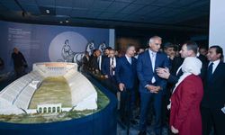 Bakan Ersoy, Kütahya'nın Kültür Turizmi Yatırımlarını Türkiye Yüzyılı Buluşmaları'nda Tanıttı