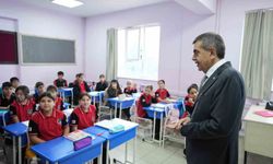 Bakan Tekin, Yalova'da Okul Ziyareti Gerçekleştirdi