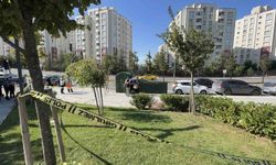 Başakşehir'de Alacak Verecek Kavgasında Silahlar Konuştu: 2 Yaralı