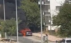 Batman'da Seyir Halindeki Araç Alev Alev Yandı