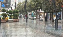 Bolu'da Sağanak Yağış, Hayatı Olumsuz Etkiliyor