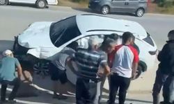 Burdur'da Trafik Levhalarına Çarpan Sürücü Yaralandı