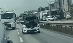 Bursa'da Seyir Halindeki Otomobile Tamirci Şoku
