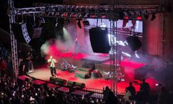 Cehennemağzı'nda Gençlerin Coşkuyla Karşılandığı Konser: Acheron Yine Dolup Taştı