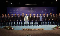 Cevdet Yılmaz: 'Sosyal Medya Gerçekte Asosyal Medya'
