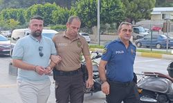 Cinayetten Aranan Şahıs, Ölüye Ait Ehliyetle Otel Şoförlüğü Yaparken Yakalandı