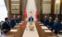 Cumhurbaşkanı Erdoğan, Ankara Valisi Canbolat'ı Cumhurbaşkanlığı Külliyesi'nde Ağırladı