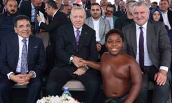 Cumhurbaşkanı Erdoğan ile Tanışan Tanzanyalı Minik Güreşçinin Unutulmaz Anları