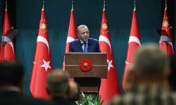 Cumhurbaşkanı Erdoğan: 'Kılıç şakırtıları altında can alıp can vererek kendimize yurt eylediğimiz bu topraklarda kimseye ameliyat yaptırmayız'