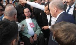 Cumhurbaşkanı Erdoğan'dan Engelli Genç Emre Vural'a Duygusal Jest