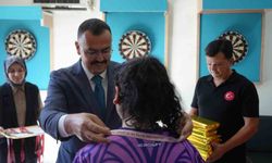 Dartta Başarı Gösteren Kız Çocuklarına Başsavcıdan Övgü Dolu Tebrik