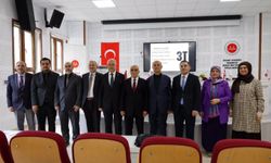 Denizli'de 'İdeal Din Görevlisi' Konferansı Şehirde Yapıldı