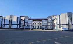 Diyarbakır'da 11 Öğrenci Yiyecekten Zehirlenme Şüphesiyle Hastaneye Kaldırıldı