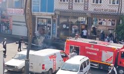 Diyarbakır'da hareket halindeki motosiklet alevlere teslim oldu